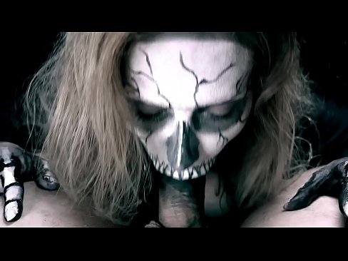 ❤️ Demoniška mergina čiulpia varpą savo juoda burna ir ryja spermą. ️ Porno video prie porno lt.psi-mass.ru ❌❤